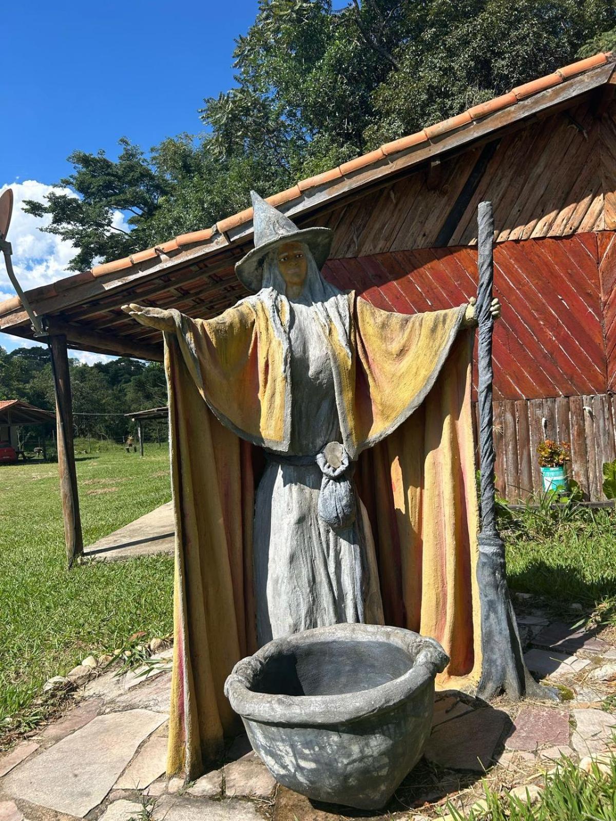 Chales E Camping Taquaral São Tomé das Letras Exterior foto